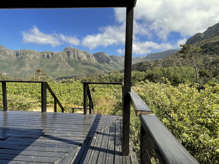 To Let 3 Bedroom Property for Rent in Constantia Nek Estate Western Cape